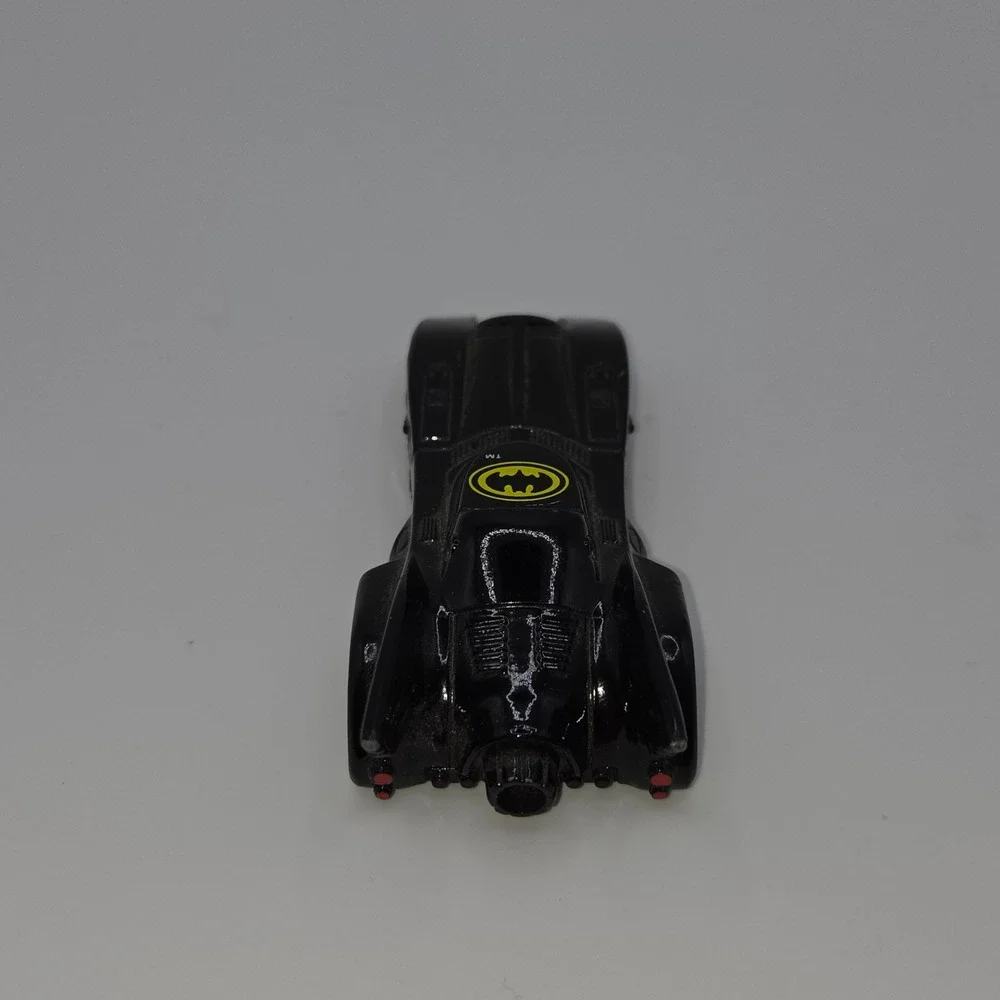 Vintage 1989 ERTL Batmobile DC Comics Black Diecast Toy Car 1:64 Scale
